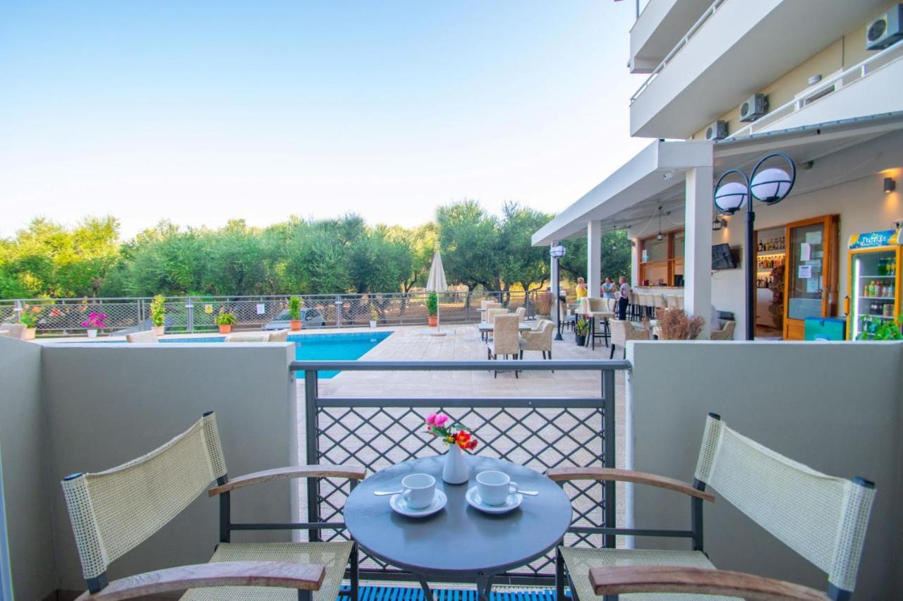 זקינטוס טאון Hotel Emilia מראה חיצוני תמונה