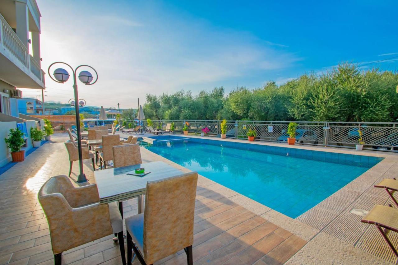 זקינטוס טאון Hotel Emilia מראה חיצוני תמונה