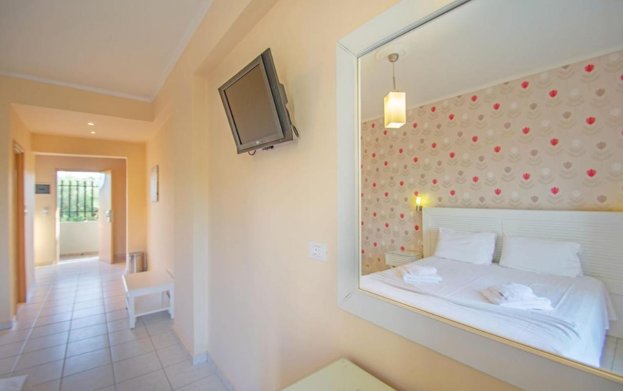 זקינטוס טאון Hotel Emilia מראה חיצוני תמונה